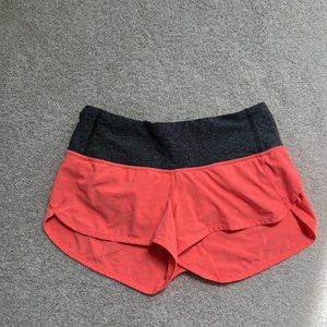 Lululemon Shorts Size 4, Coral